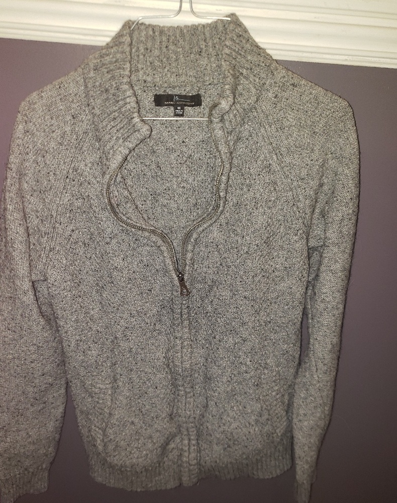 Men's zip up sweater